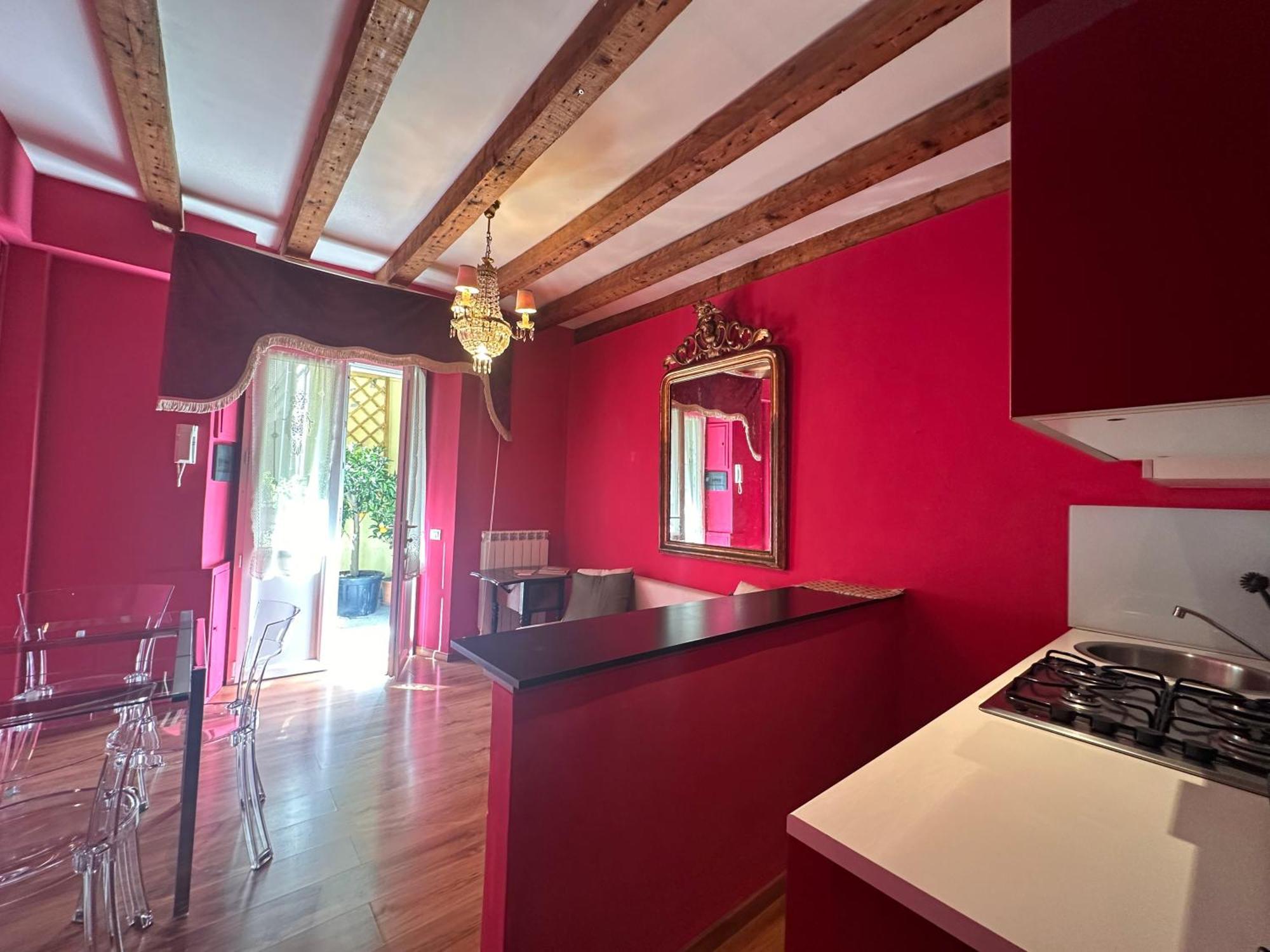 Apartment La Vie En Rouge - Porta Venezia Milan